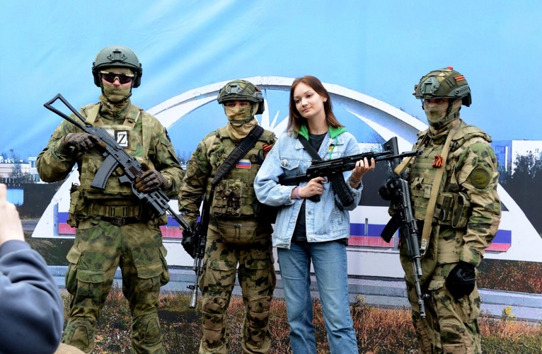 8 мая военнослужащие воинской части г. Балаково приняли участие в военно-патриотическом фестивале «Весна 45-го»