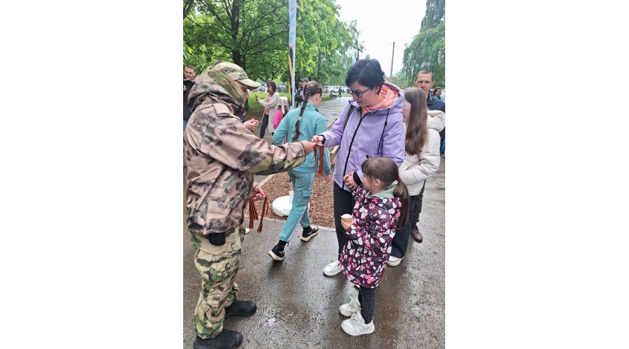 8 мая военнослужащие воинской части г. Балаково приняли участие в военно-патриотическом фестивале «Весна 45-го»