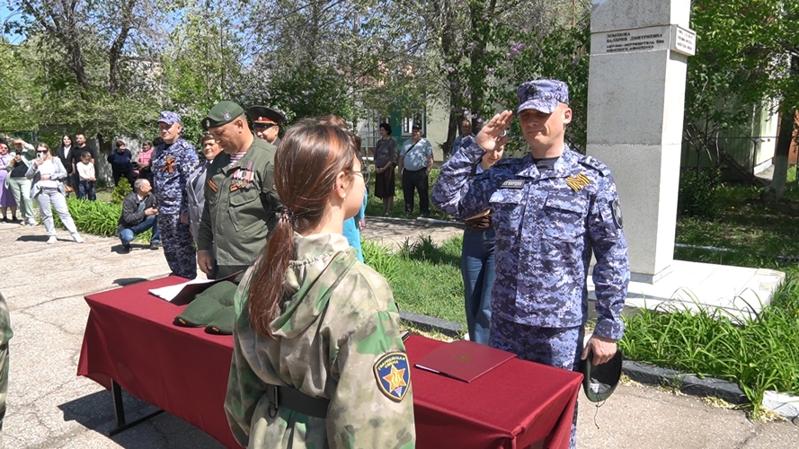 В Саратовской области под эгидой Росгвардии состоялось открытие новой группы детско-юношеского военно-патриотического движения «Гвардейская смена»