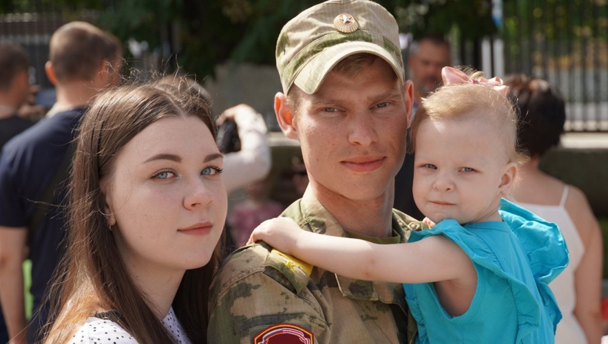 Саратовский военный институт Росгвардии подарил детям незабываемый праздник