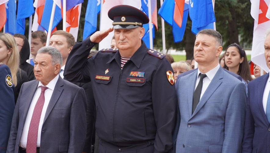 Руководство Управления Росгвардии по Саратовской области почтило память погибших в годы Великой Отечественной войны
