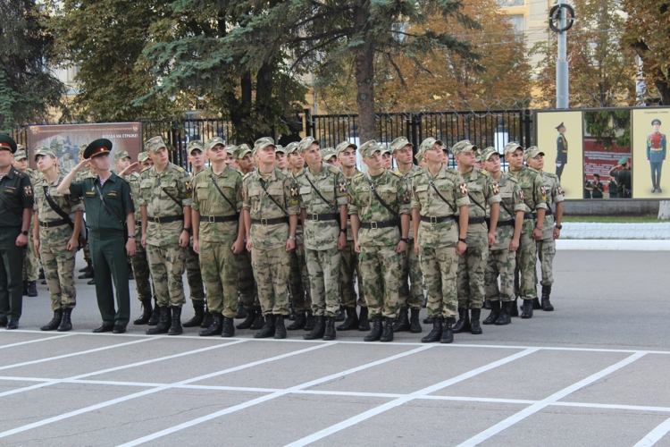В Саратовском военном институте Росгвардии прошло торжественное мероприятие, посвященное началу нового учебного года