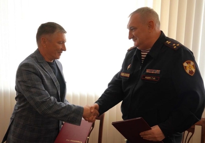 Начальник Управления Росгвардии по Саратовской области провел встречу с председателем регионального отделения ДОСААФ России