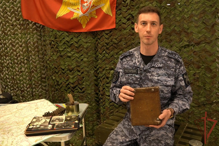 «Наследие Победы»: Росгвардеец рассказал об офицерском планшете своего прадеда — участника Великой Отечественной войны