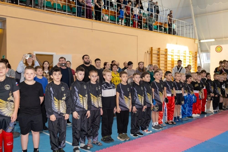 В Саратове состоялся чемпионат по кикбоксингу, посвящённый памяти сотрудника СОБР, героически погибшего при исполнении служебного долга