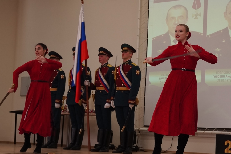 В единстве спорта и памяти: В Саратове состоялся турнир по комплексному единоборству, посвященный памяти сотрудников Росгвардии, героически погибших в ходе проведения специальной военной операции.
