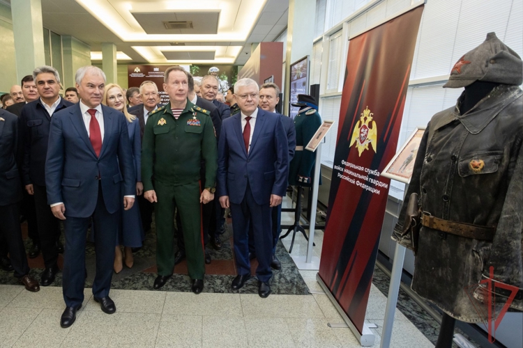 В Государственной Думе открылась экспозиция, посвящённая 10-летию Росгвардии (видео)