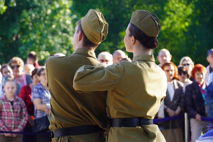 В Саратовской области состоялся гастрольный тур Ансамбля песни и пляски Приволжского округа Росгвардии (видео)