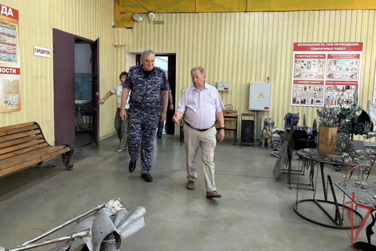Начальник Управления Росгвардии по Саратовской области посетил Губернаторский кадетский колледж в городе Балаково