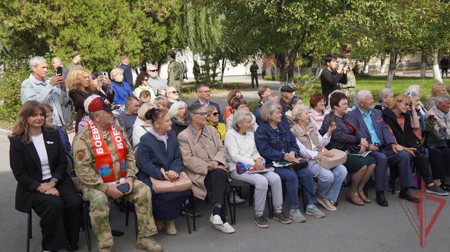 В Саратове ветераны и сотрудники Росгвардии организовали праздничное мероприятие, посвященное  Международному дню пожилых людей 