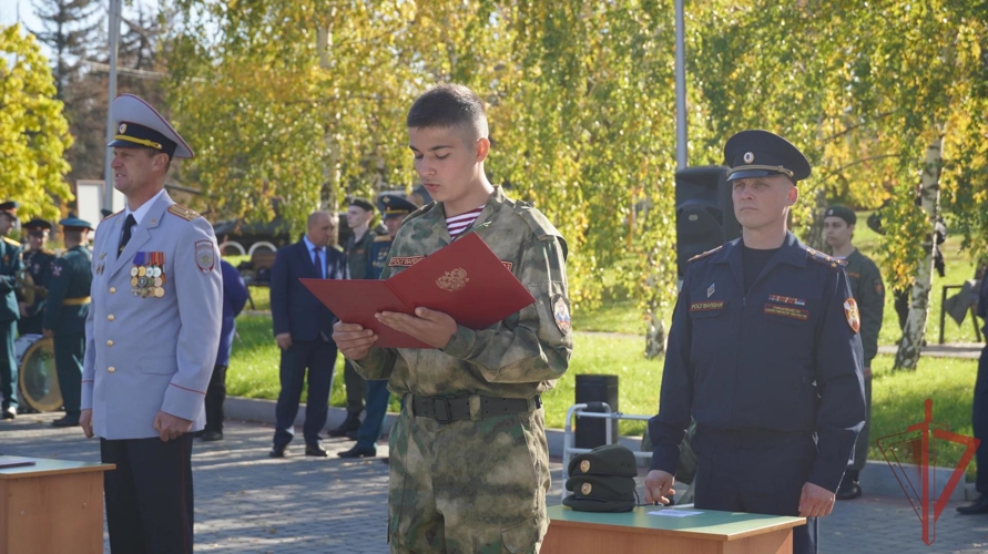 Юногвардейцы Техникума принесли торжественную Клятву в Парке Победы(ВИДЕО)