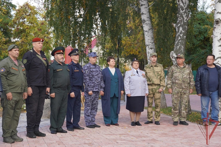 В Марксе состоялось торжественное открытие учебных сборов детско-юношеского движения «Гвардейская смена»